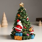 Фигурка светящаяся «Дед Мороз с помощником наряжают ёлочку», 13.5×13×17.5 см - Фото 3