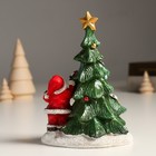 Сувенир полистоун свет "Дед Мороз у нарядной ёлочки" 11х9,5х14,5 см - Фото 4
