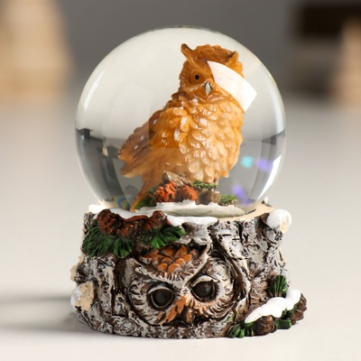 Снежный шар новогодний стеклянный «Филин», полистоун, 4,5х4,5х6,5 см