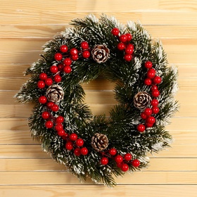 Венок новогодний d=27 см «Зимнее волшебство. Уютная сказка», в снегу, с ягодами