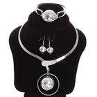 Гарнитур 3 предмета: серьги, кулон, браслет "Диорис", цвет серебро - Фото 1