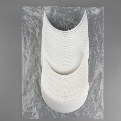 Козырёк для кепки, гнутый, 7×17.5×6 см, белый, цена за 1 штуку