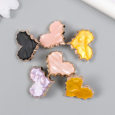 Пуговица декоративная «Арт Узор. Каменное сердце», пластик, 2.5×2.9×1 см, МИКС