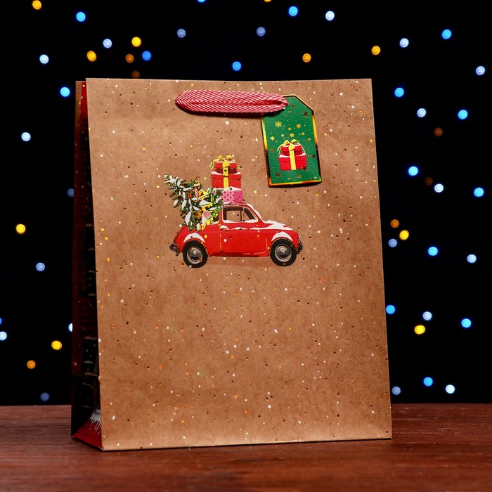 Пакет подарочный "Машина с подарками" 26 х 32 х 12 см - Фото 1