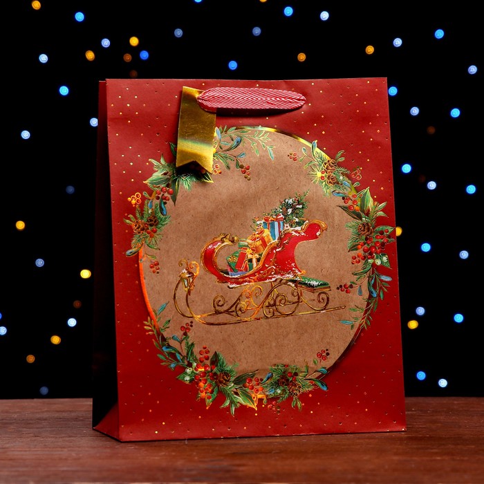 Пакет подарочный "Сани с подарками" 26 х 32 х 12 см - Фото 1