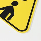 Знак декоративный (постер) "Кирпич над головой" 30х27 см, пластик - фото 7379272