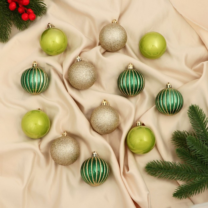 Ёлочные игрушки «Агнет», шары новогодние, d=6 см, набор 12 шт., полосы, блеск, зелёный/золотистый - Фото 1