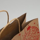 Пакет подарочный крафтовый Red, 32 × 28 × 15 см - Фото 3