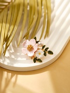 Брошь «Цветы» на ветке, цвет розово-белый в золоте - Фото 4