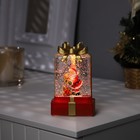 Светодиодная фигура «Дед Мороз с подарком» 7.5 × 12.5 × 4.9 см, пластик, батарейки АААх2 (не в комплекте), свечение тёплое белое - фото 3967987