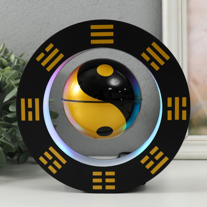 Левитирующий сувенир свет "Инь-ян в круге" чёрный шар d=8,5 см 22х8,5х22 см
