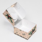 Коробка под бенто - торт с окном «Новогодняя с шишками», 14×14×8 см - Фото 5