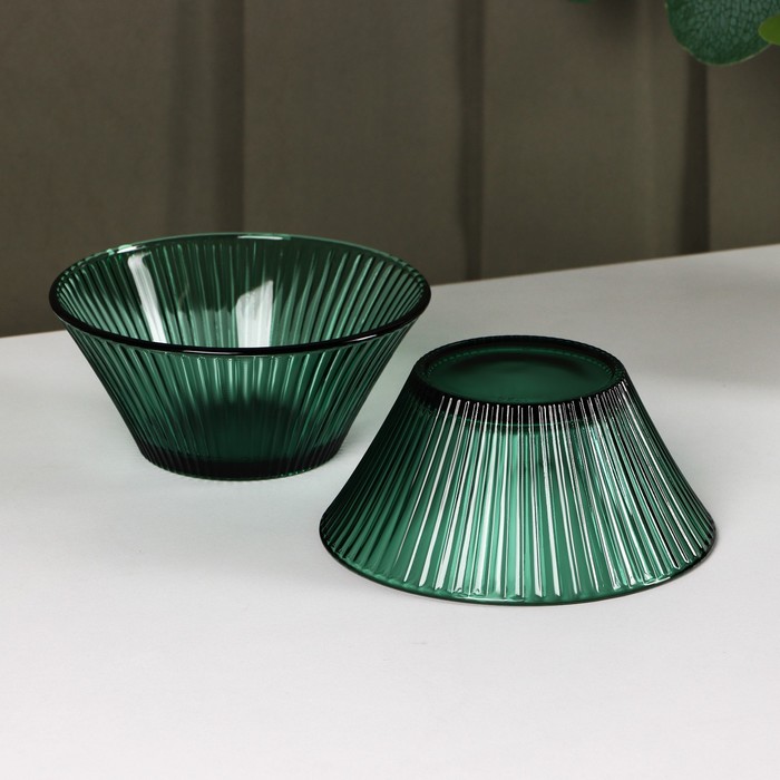 Набор стеклянной посуды «Верде», 5 предметов: 2 стакана 330 мл, 2 тарелки 280 мл, салатник 1,6 л, цвет зелёный