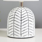 Настольная лампа "Беренис" 1х40Вт Е14 провод-1,3м белый 14х14х27,5см - фото 22812934