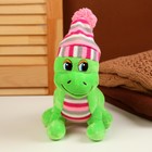 Мягкая игрушка «Дракоша», в полосатой шапке, 21 см, цвет зелёный - фото 3770699