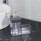 Дозатор для мыла с подставкой, 15,5×7,3×19 см, цвет прозрачный/серый - Фото 2