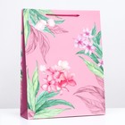Пакет подарочный "Розовые цветы"  33 х 42,5 х 10 см - фото 320162485