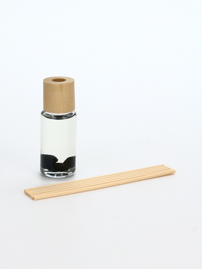 Диффузор ароматический «Home perfume», аромат черный лед, 30 мл.