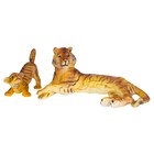 Набор фигурок «Мир диких животных: семья тигров», 2 фигурки - фото 294047041