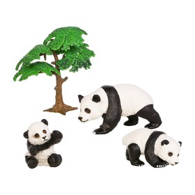 Набор фигурок «Мир диких животных: семья панд», 3 фигурки