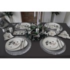 Тарелка фарфоровая Доляна «Дед Мороз и олени», d=25,5 см, цвет белый - фото 24293153