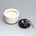 Свеча ароматическая "Soy WAX", английская груша и фрезия, белая, 9х9 см - фото 7372848