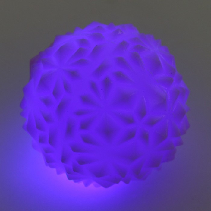 Мяч световой «Грань» с пищалкой, цвета МИКС - фото 1885767075