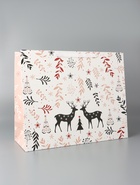 Пакет подарочный новогодний ламинированный горизонтальный «Праздник в лесу», 49×40×19 см - Фото 2