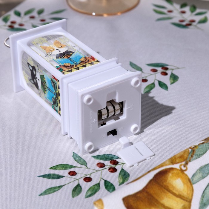 Светодиодная фигура «Белый фонарь с котиками» 5 × 12 × 5 см, пластик, батарейки AG13х3, свечение тёплое белое