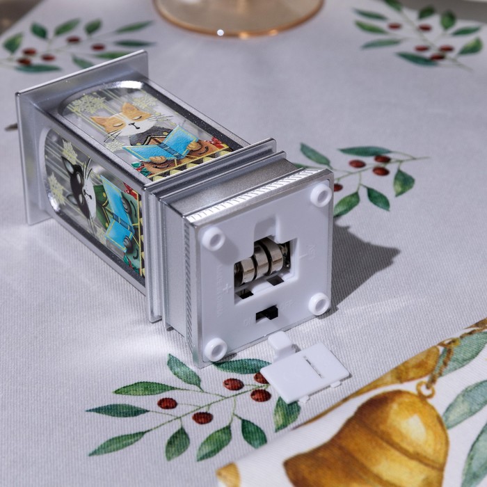 Светодиодная фигура «Серебристый фонарь с котиками» 5 × 12 × 5 см, пластик, батарейки AG13х3, свечение тёплое белое
