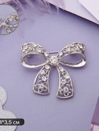 Брошь "Бант", цвет белый в серебре - фото 809294026