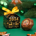 Фигурный шоколад "Бомбочка с маршмеллоу "2024 новогодние олени", молочный шоколад, 38 г ± 5 % 982746 - фото 4953273