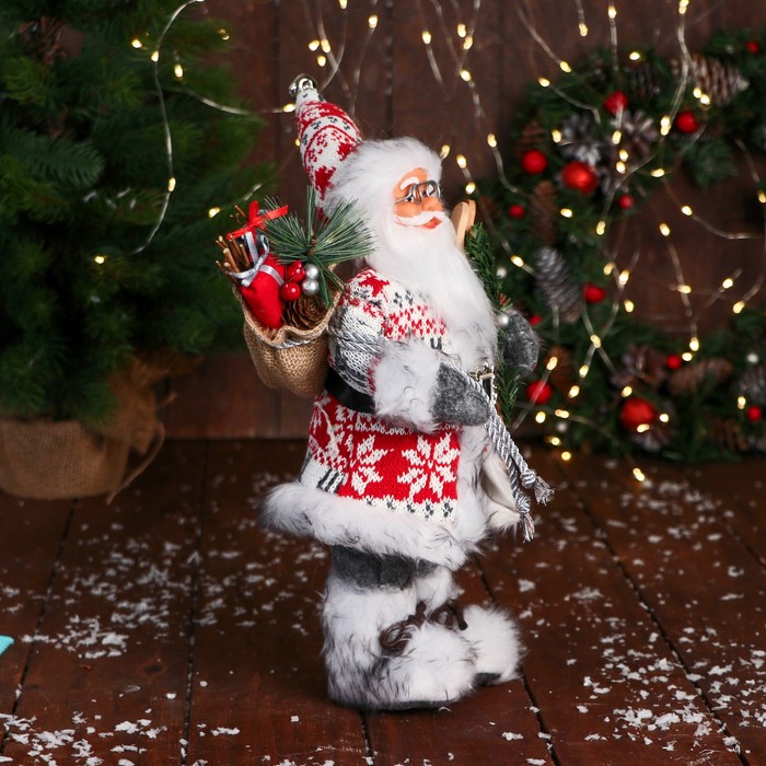 Дед Мороз "В костюме с орнаментом, лыжами и веточками" 31 см, красно-белый - фото 1909304175