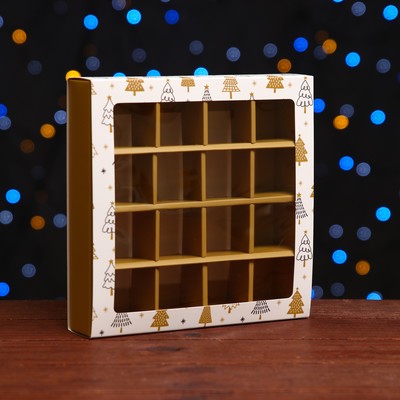 Коробка для конфет 16 шт, 17,7 х 17,7 х 3,8 см "Новогодние ёлки"