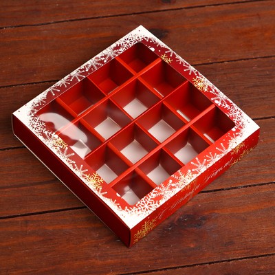 Коробка под 16 конфет «Новогодняя», 17.5×17.5×3.5 см