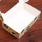 Коробка новогодняя складная с окном «Звезды и трости», 25×15×7 см - Фото 4