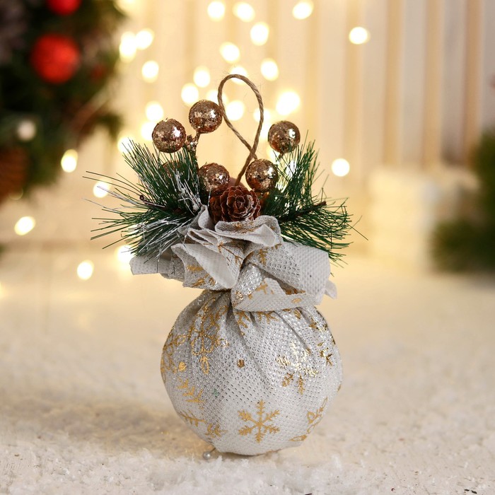 Шар пластик декор "Блеск рождества" снежинки, 8х12 см, микс - Фото 1