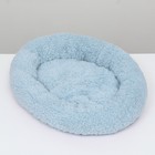 Лежанка для собак и кошек «Уют», мягкий мех, 45×35×11 см, голубая - Фото 5