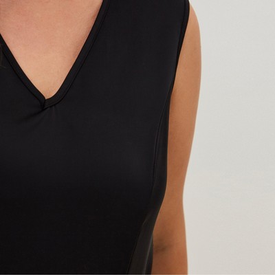 Майка шелковая женская MIST plus-size, размер 50, чёрная