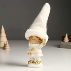 Сувенир полистоун "Малышка в белом наряде со снежинкой, с подарком/колоколом" МИКС 7х6х18 см   94988 9498841