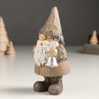 Сувенир полистоун "Дед Мороз в серо-бежевом наряде, с колокольчиком" 5,5х6,5х13 см - Фото 4
