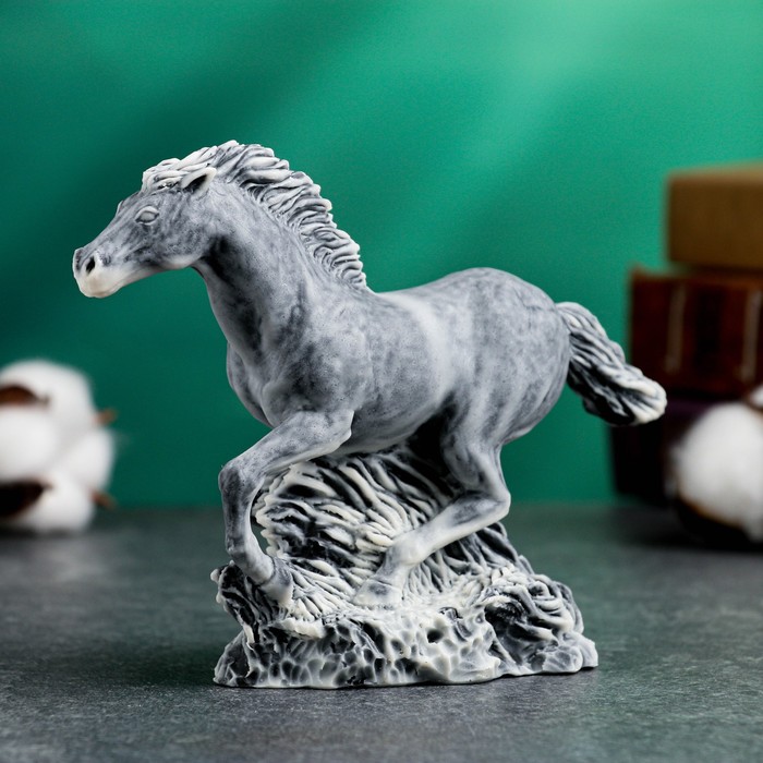 Фигура "Конь Мустанг" 11,5см - Фото 1