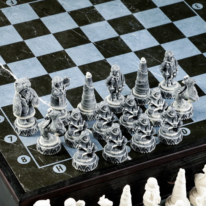 Шахматы "Север" 32шт/8см, в комплекте фигуры и доска - фото 1906402163