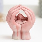 Сувенир "Ангелочек спящий в руках" розовый, 6,5см - Фото 2