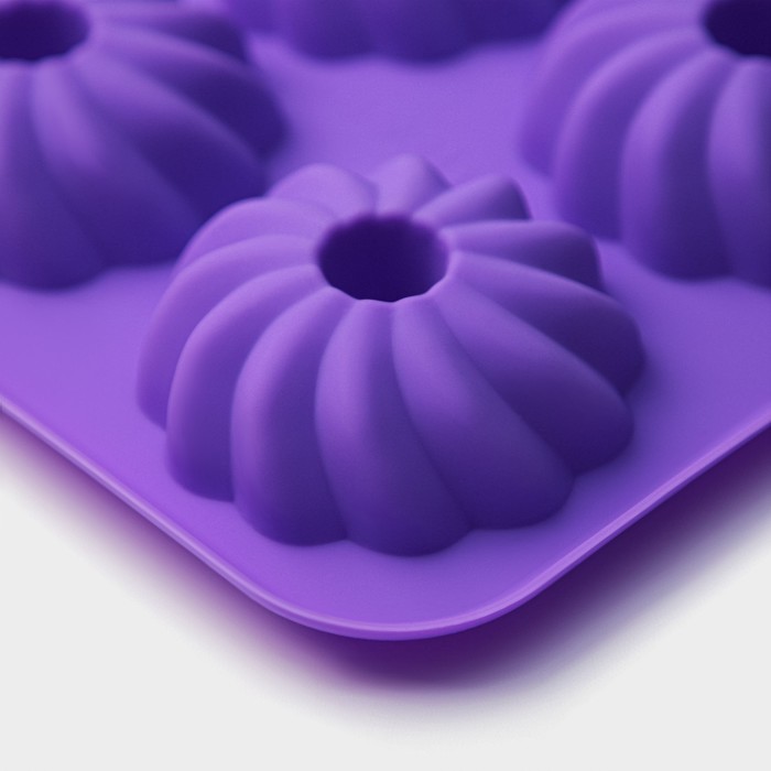 Форма силиконовая для выпечки Доляна «Кекс», 26×18×3,5 см, 6 ячеек (7,5х7,5х2,5 см), цвет сиреневый