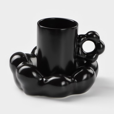 Кофейная пара керамическая «Ромашка», 2 предмета: кружка 260 мл, блюдце d=17 см, цвет чёрный
