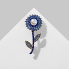 Брошь «Цветок» симпл с бусиной, цвет бело-синий в матовом золоте - Фото 1