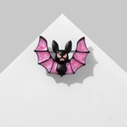Брошь «Хеллоуин» летучая мышь, цвет матовый чёрно-розовый в сером металле - фото 7457111