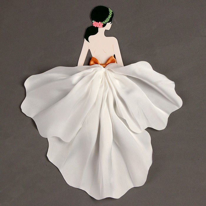 Топпер для торта «Красотка в белом» - Фото 1