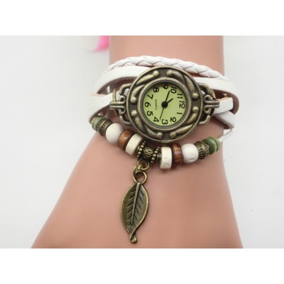 Часы наручные женские «Элиос», дискретный ход, ремешок 19.5 см, d=2.5 см, белые